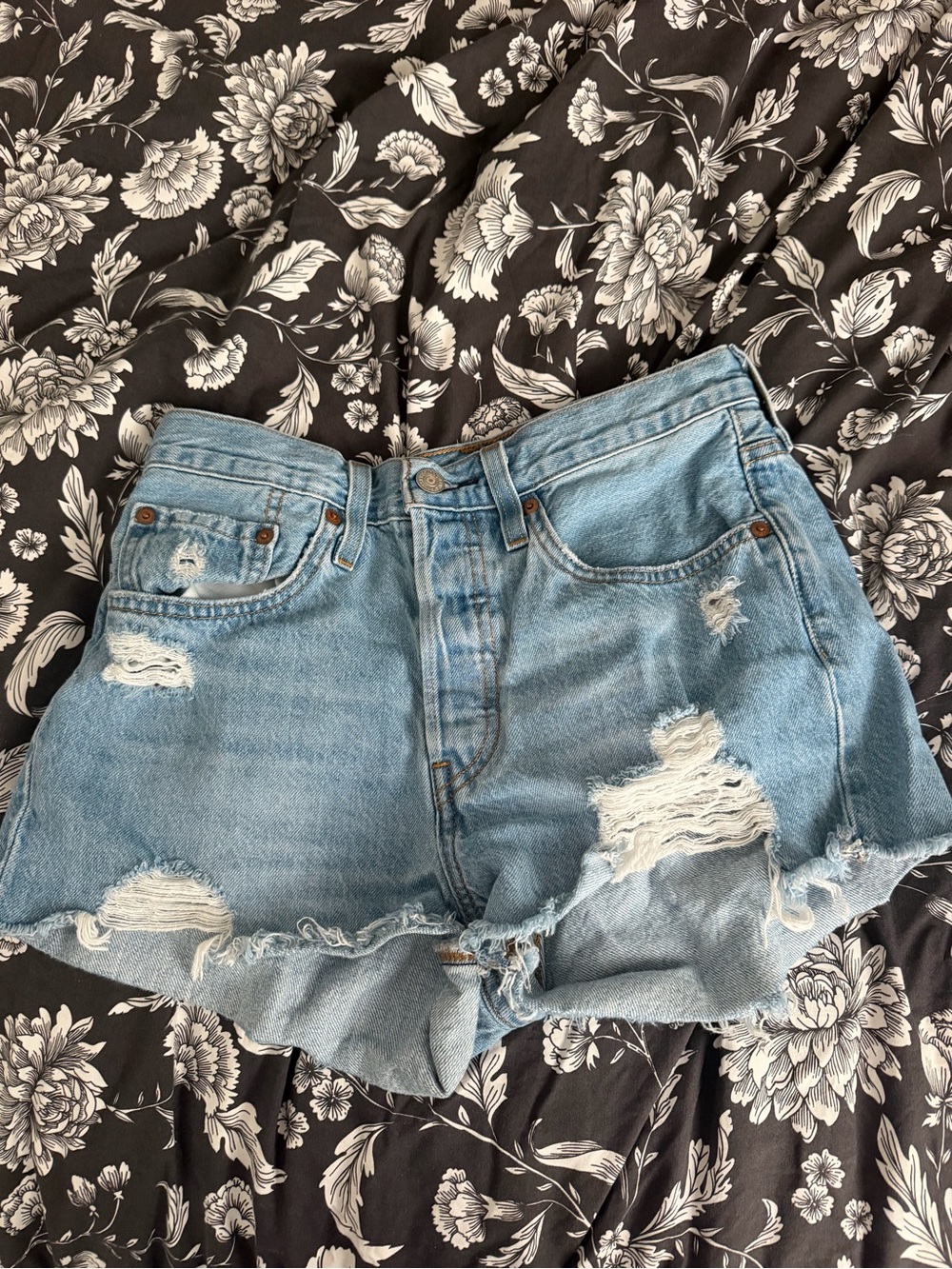 Levi’s 501 Distressed High Waisted Shorts